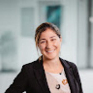 Meet your Posher, Christine